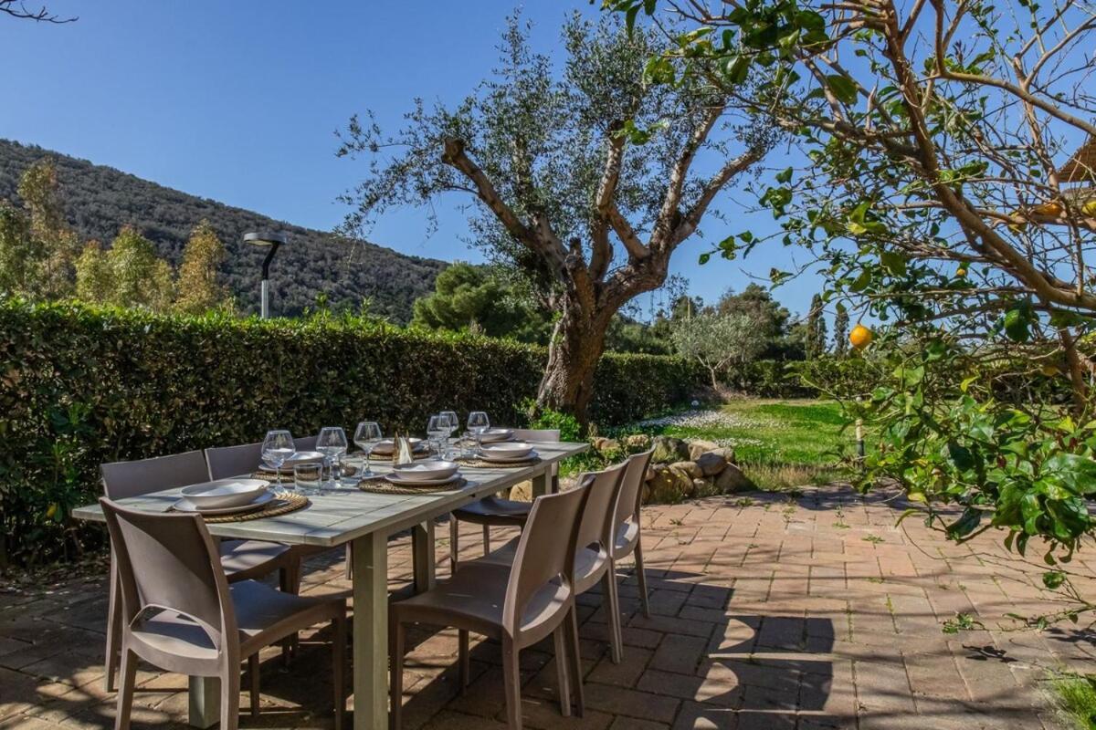 Villa Acquasalata Nisporto المظهر الخارجي الصورة